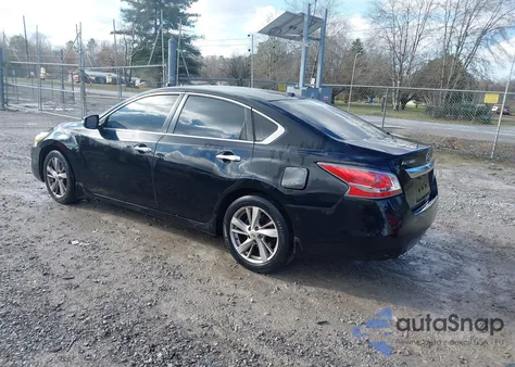 2015 Nissan Altima 2.5 Sv из США, поврежденный, VIN 1N4AL3AP1FC134831